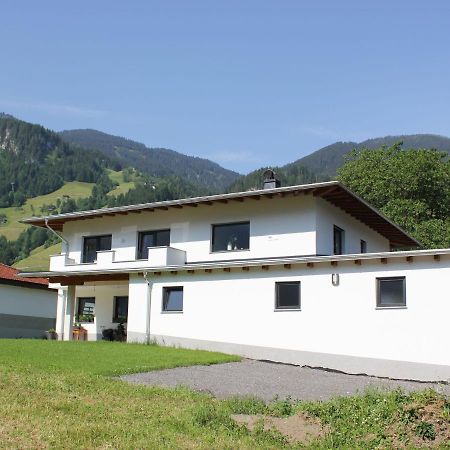 Quiet Holiday Flat Near The Mayrhofen Ski Area Schwendau Esterno foto